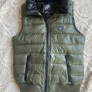 NWOT*American Eagle 🦅 *Army Green color Duck Down Vest sz Medium